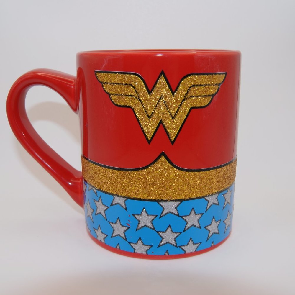 Wonder Woman Glitter Belt Coffee Mug DC Comics 14 oz Retro